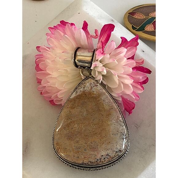 925 Sterling Fossil Large Coral Teardrop Pendant - Picture 1 of 6